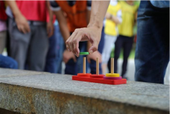 公司团建项目：汉诺塔