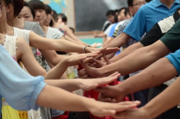室内团队小游戏不需要道具