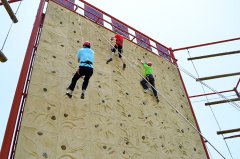 拓展训练降低公司人力成本的有效手段